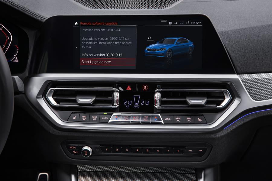 Детали интерьера BMW 330i M Sport (G20) 2019 года  (WW) (фото 42 из 284)